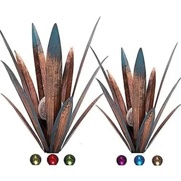2pcs Tequila Rustic Sculpture Metal Agave Plant (Multi-Color LED Solar Light ） - Picture 1 of 6